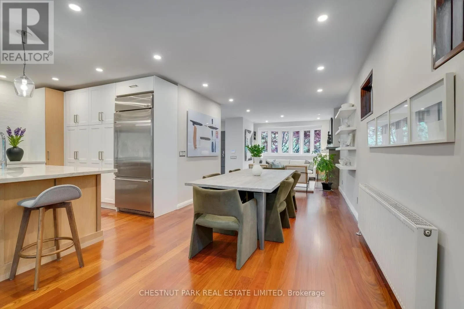 16 INGLEWOOD DRIVE