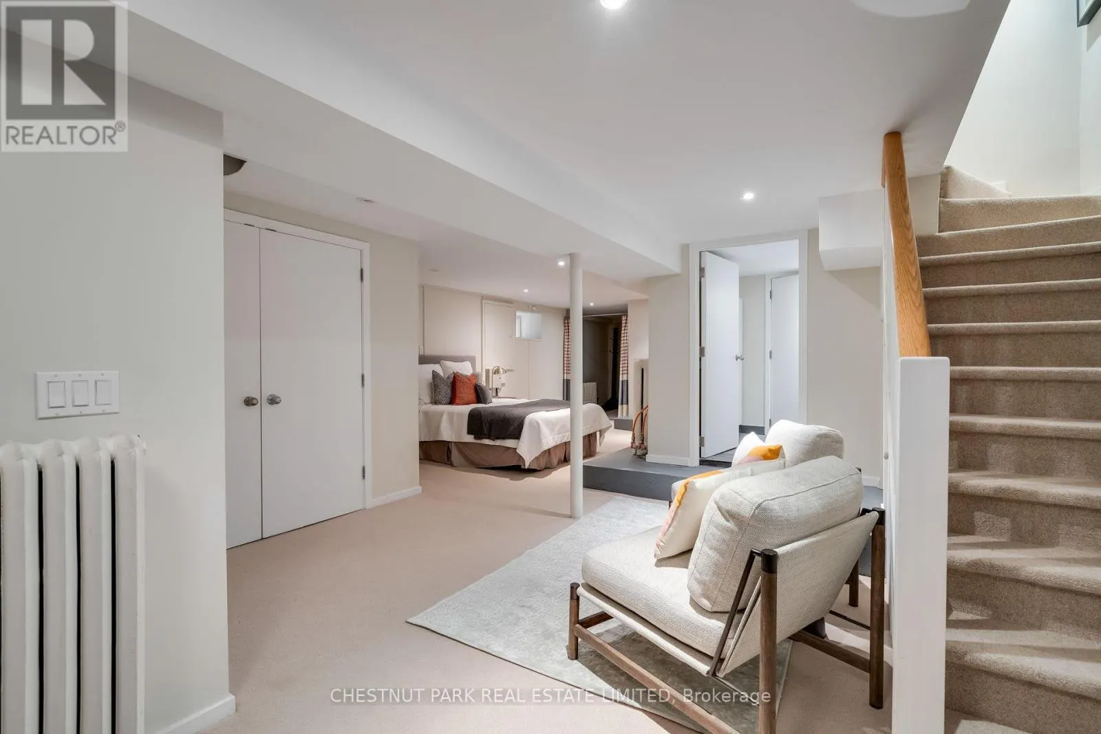 16 INGLEWOOD DRIVE