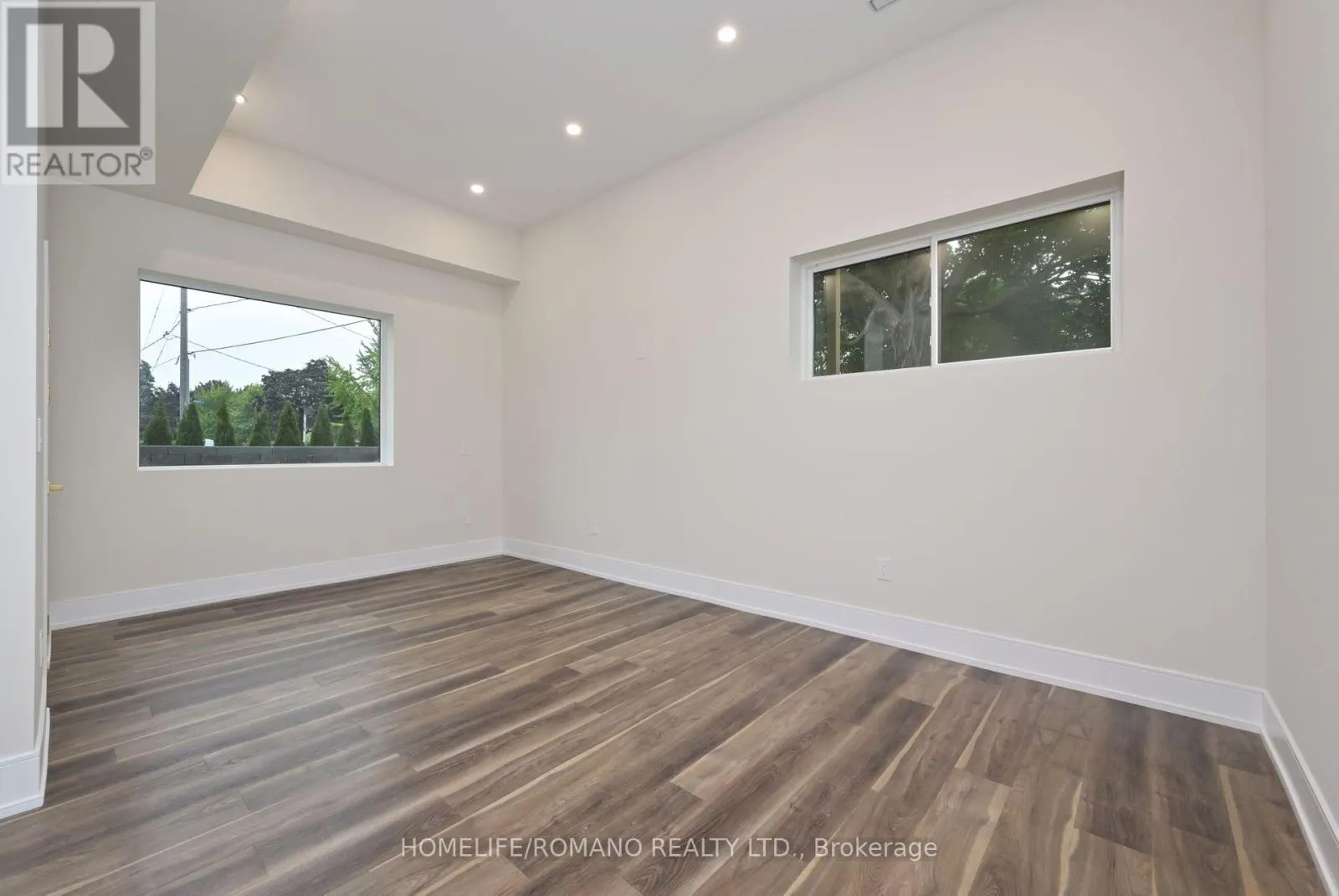 19 KING HIGH AVENUE
