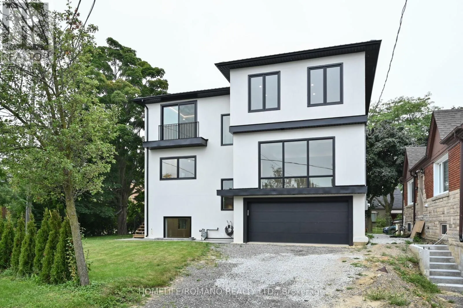 19 KING HIGH AVENUE