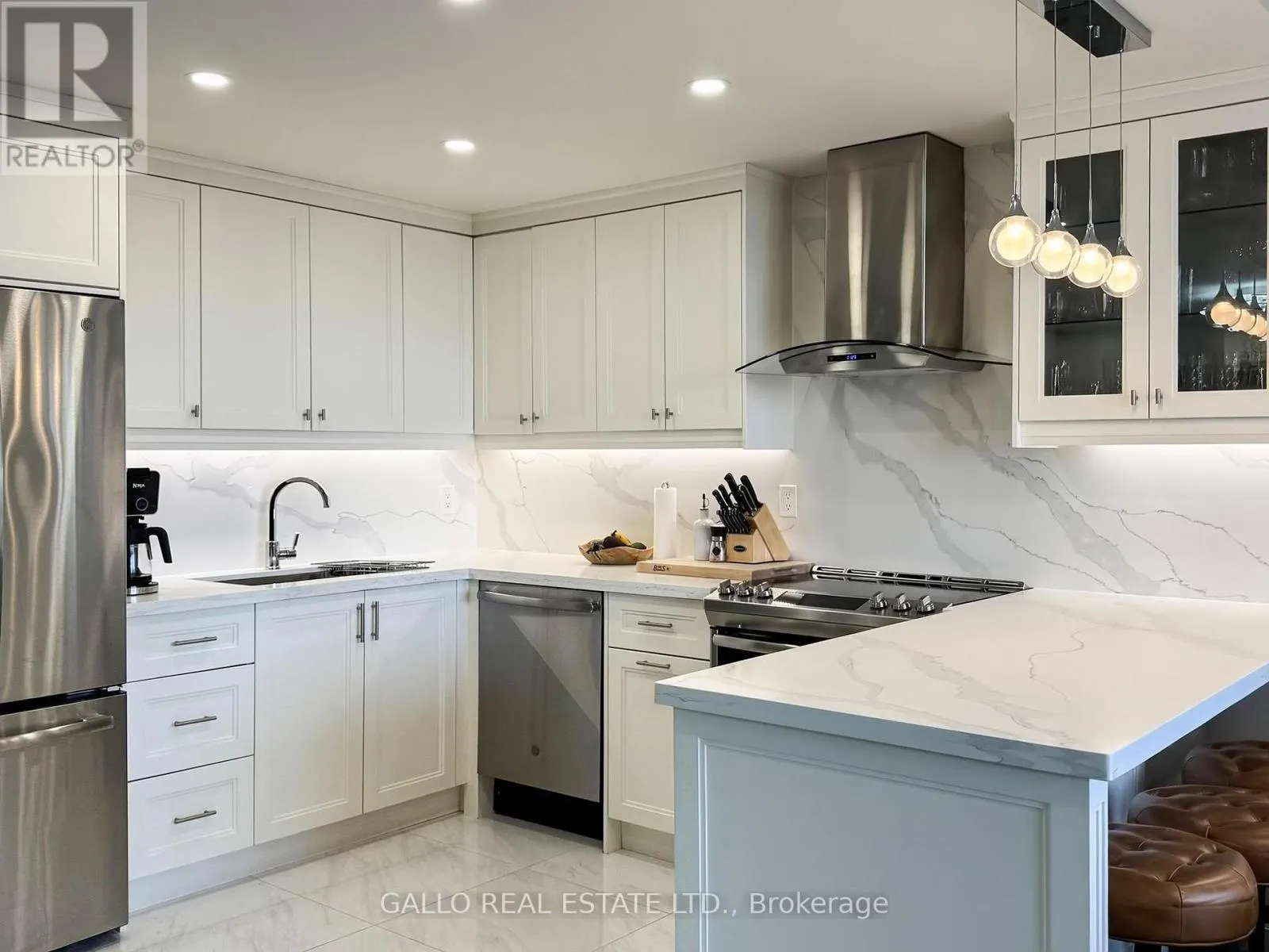 404 - 75 GRAYDON HALL DRIVE