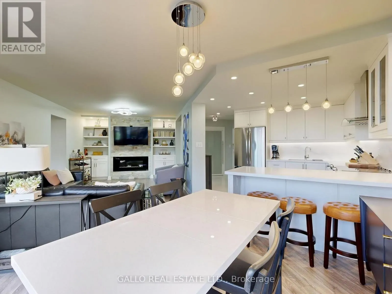 404 - 75 GRAYDON HALL DRIVE