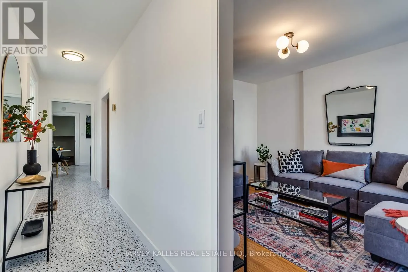 7 MULBERRY CRESCENT