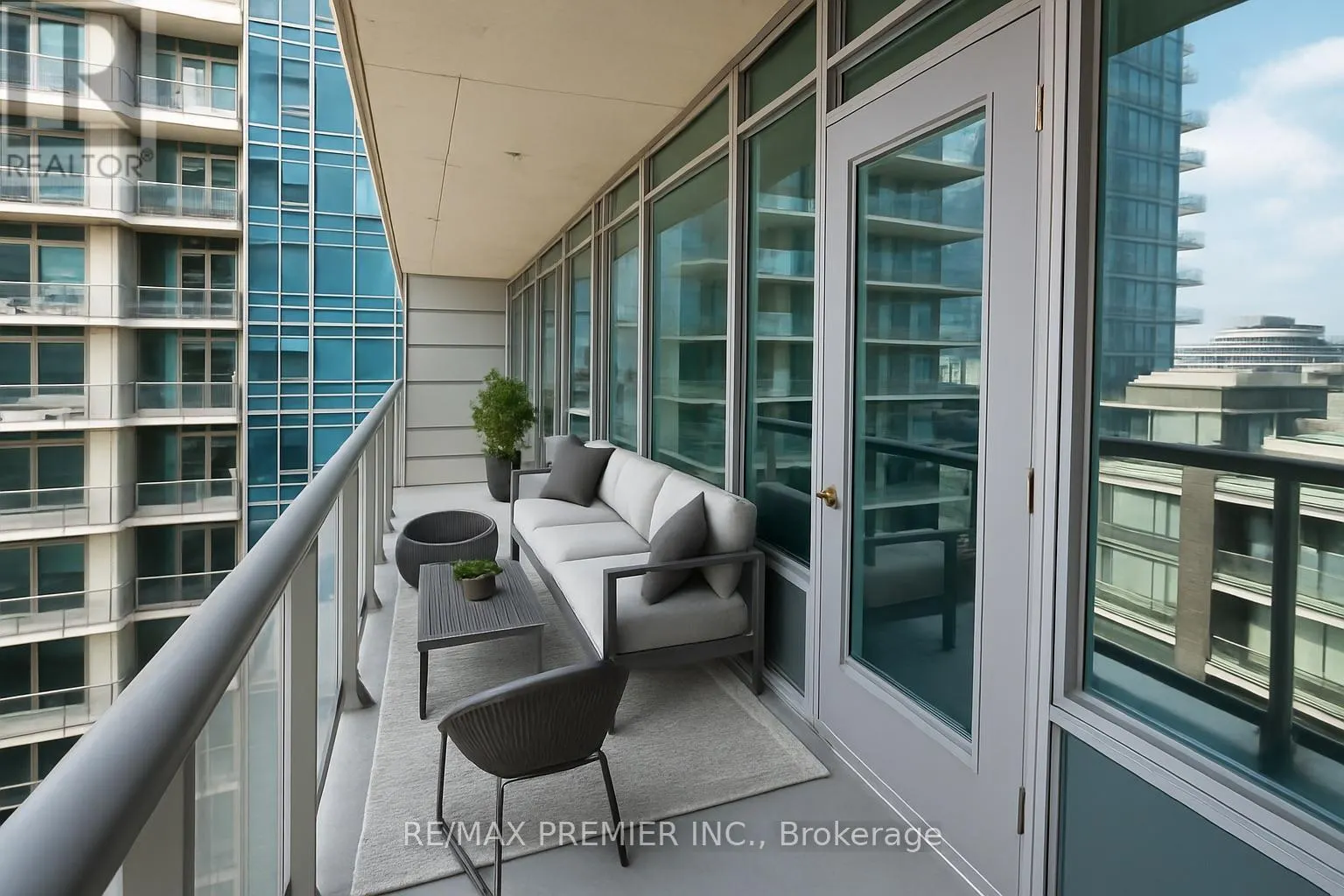611 - 55 EAST LIBERTY STREET