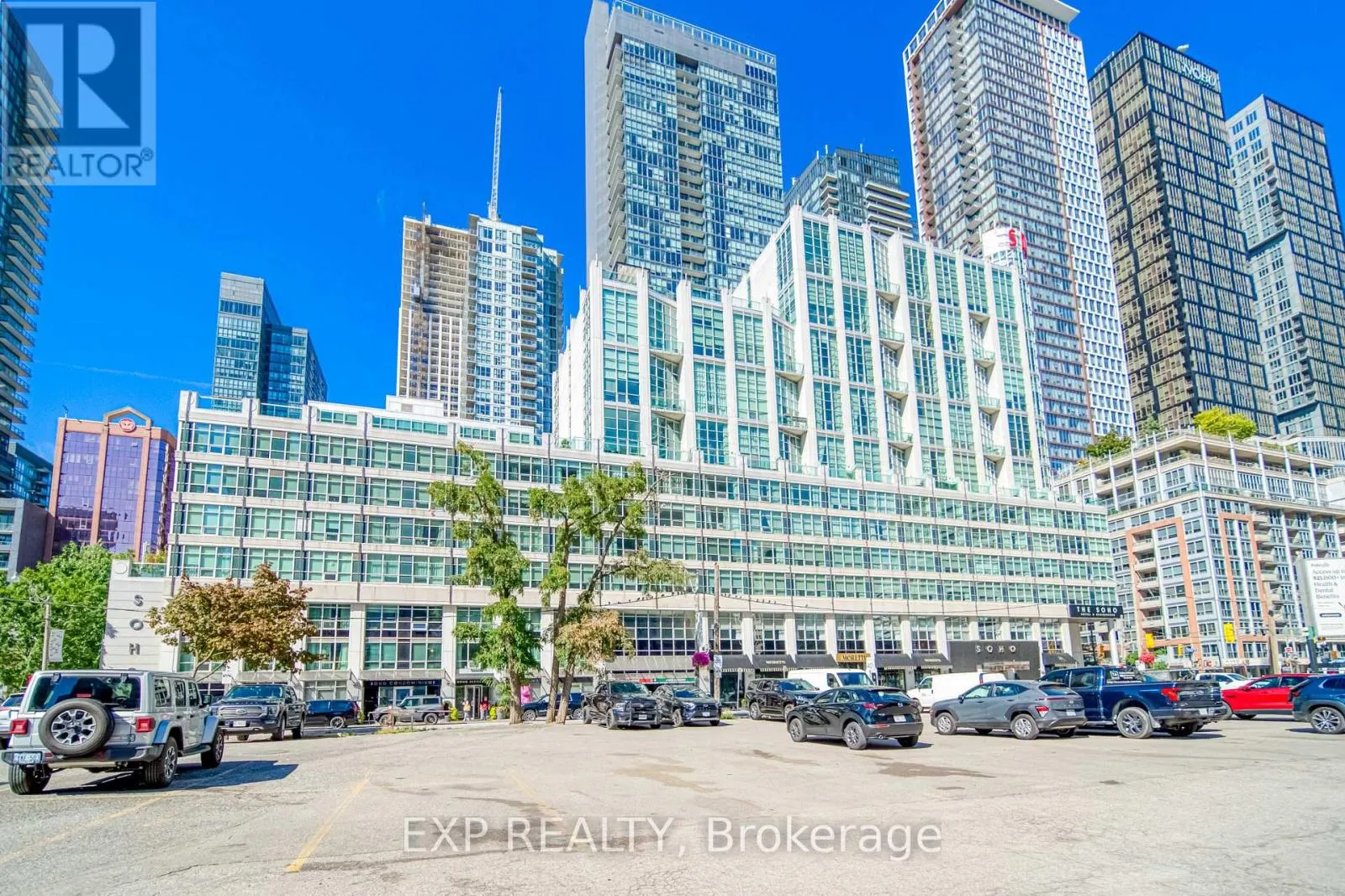 M10 - 350 WELLINGTON STREET W