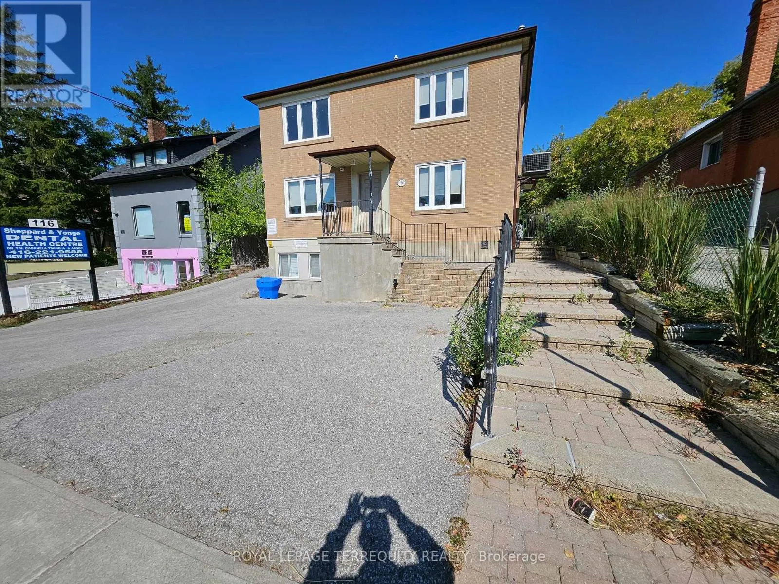 SECOND FLOOR - 116 SHEPPARD AVENUE W