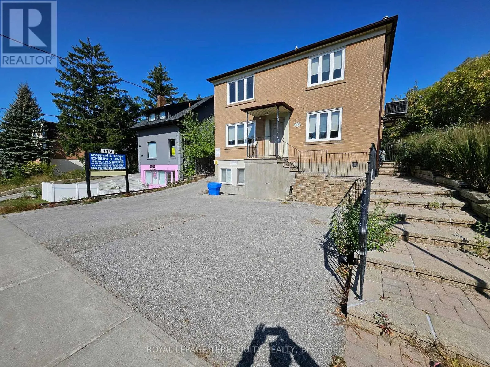 SECOND FLOOR - 116 SHEPPARD AVENUE W