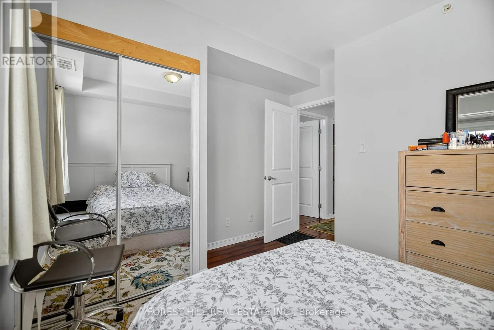 305 - 1785 EGLINTON AVENUE E