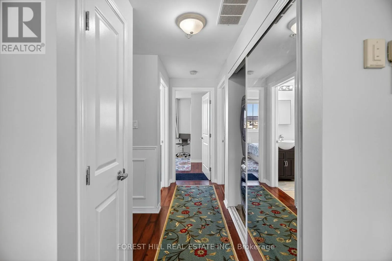 305 - 1785 EGLINTON AVENUE E