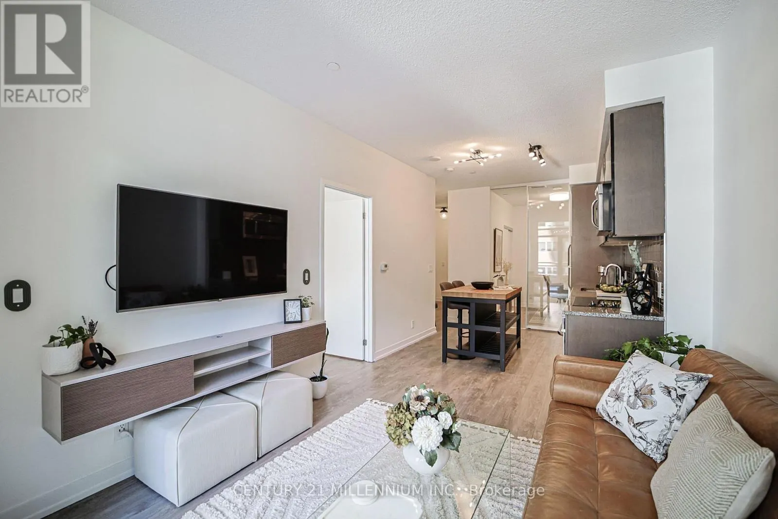 405 - 89 DUNFIELD AVENUE