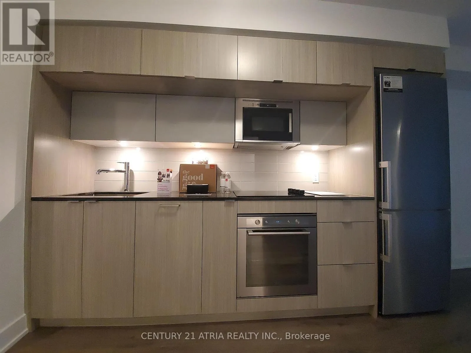 705 - 575 BLOOR STREET E