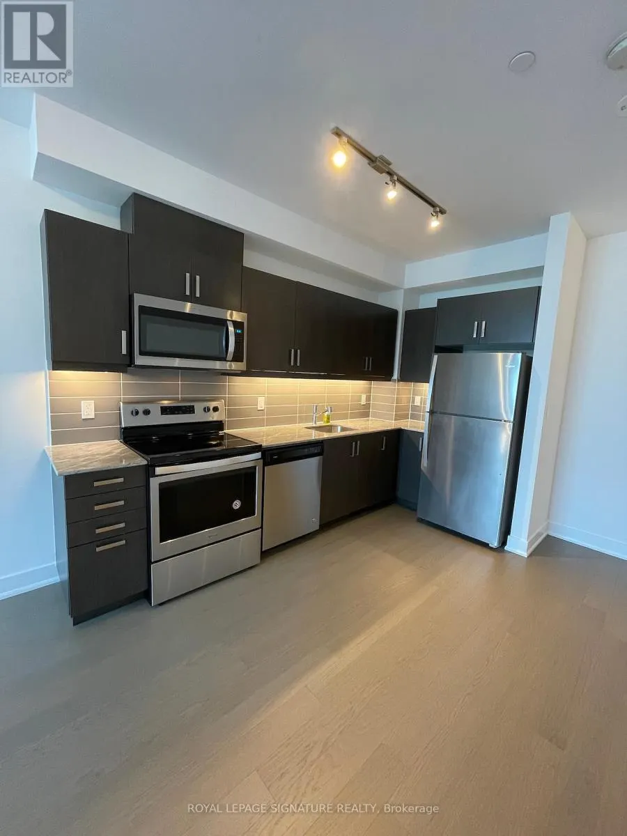 904 - 1486 BATHURST STREET