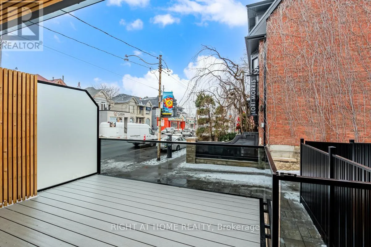 677 HURON STREET