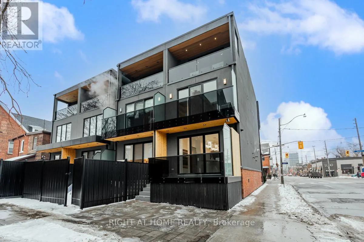 677 HURON STREET