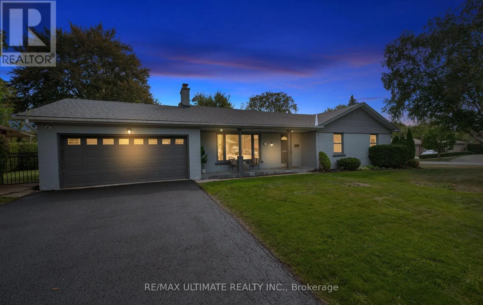 17 FLEETWELL COURT