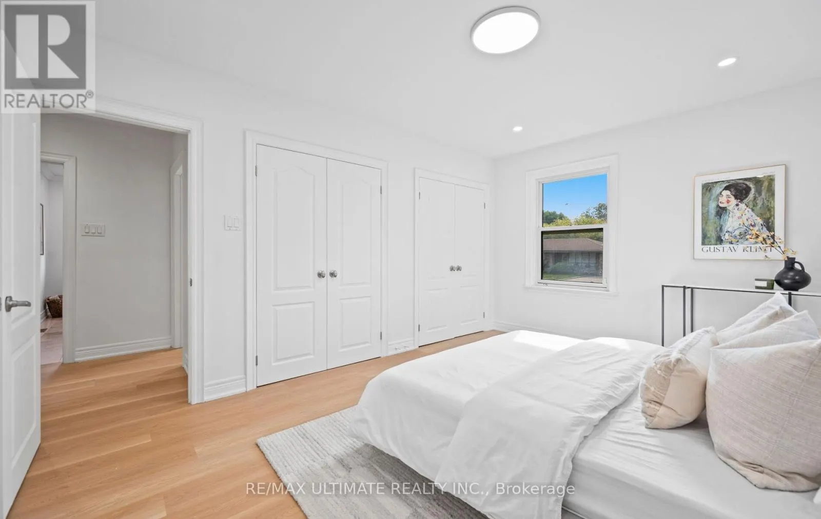 17 FLEETWELL COURT