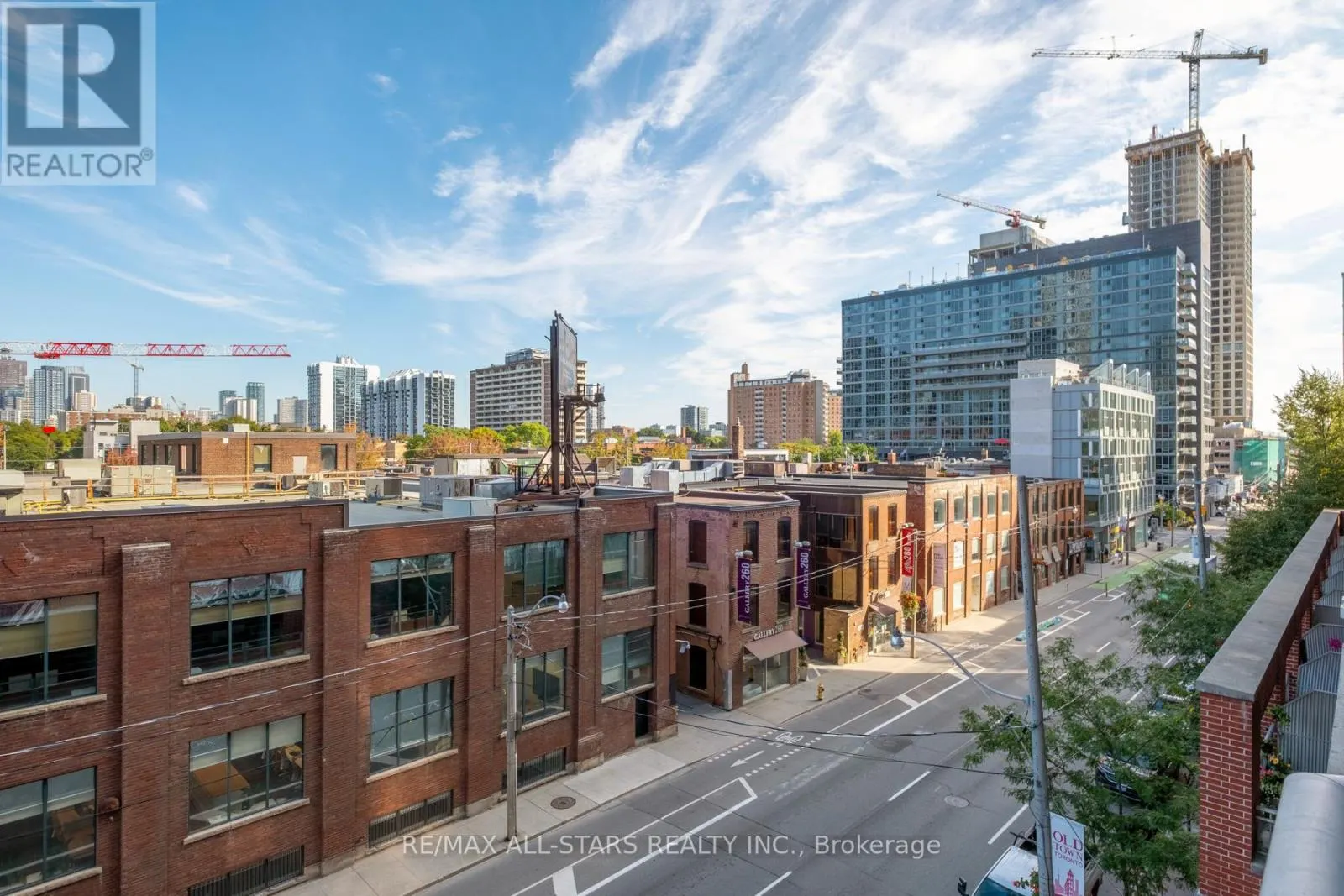 409 - 255 RICHMOND STREET E