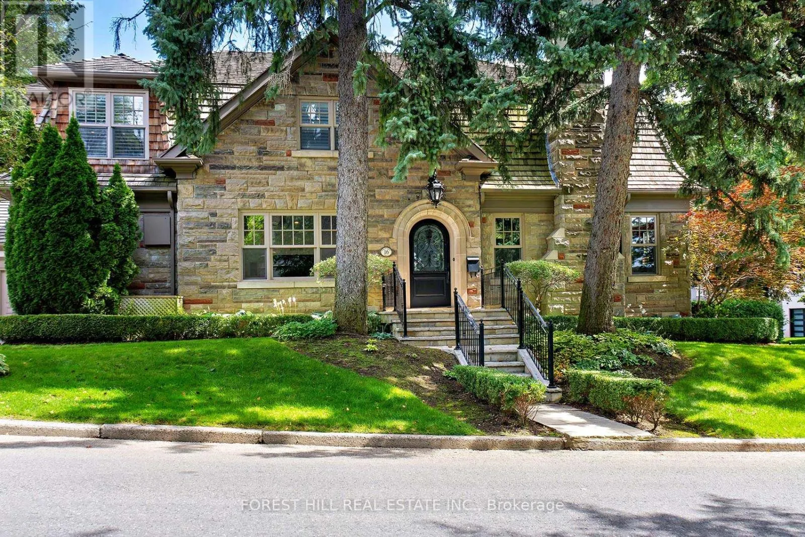 16 FOREST RIDGE DRIVE