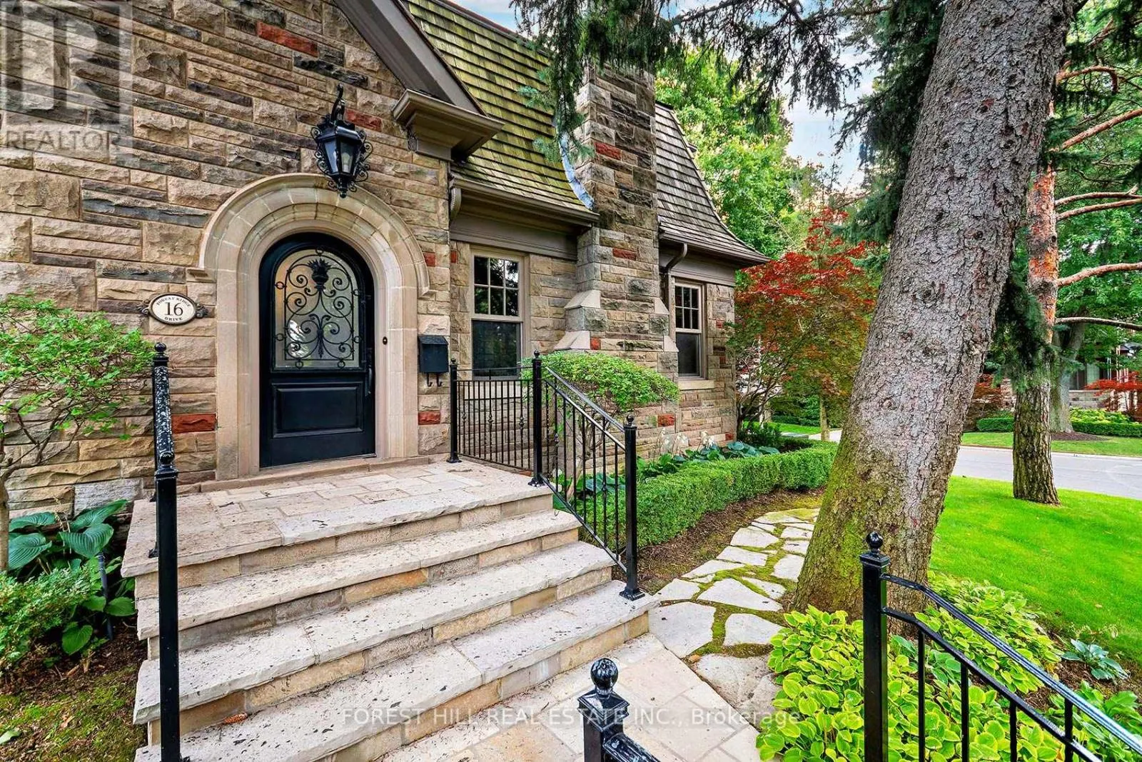 16 FOREST RIDGE DRIVE