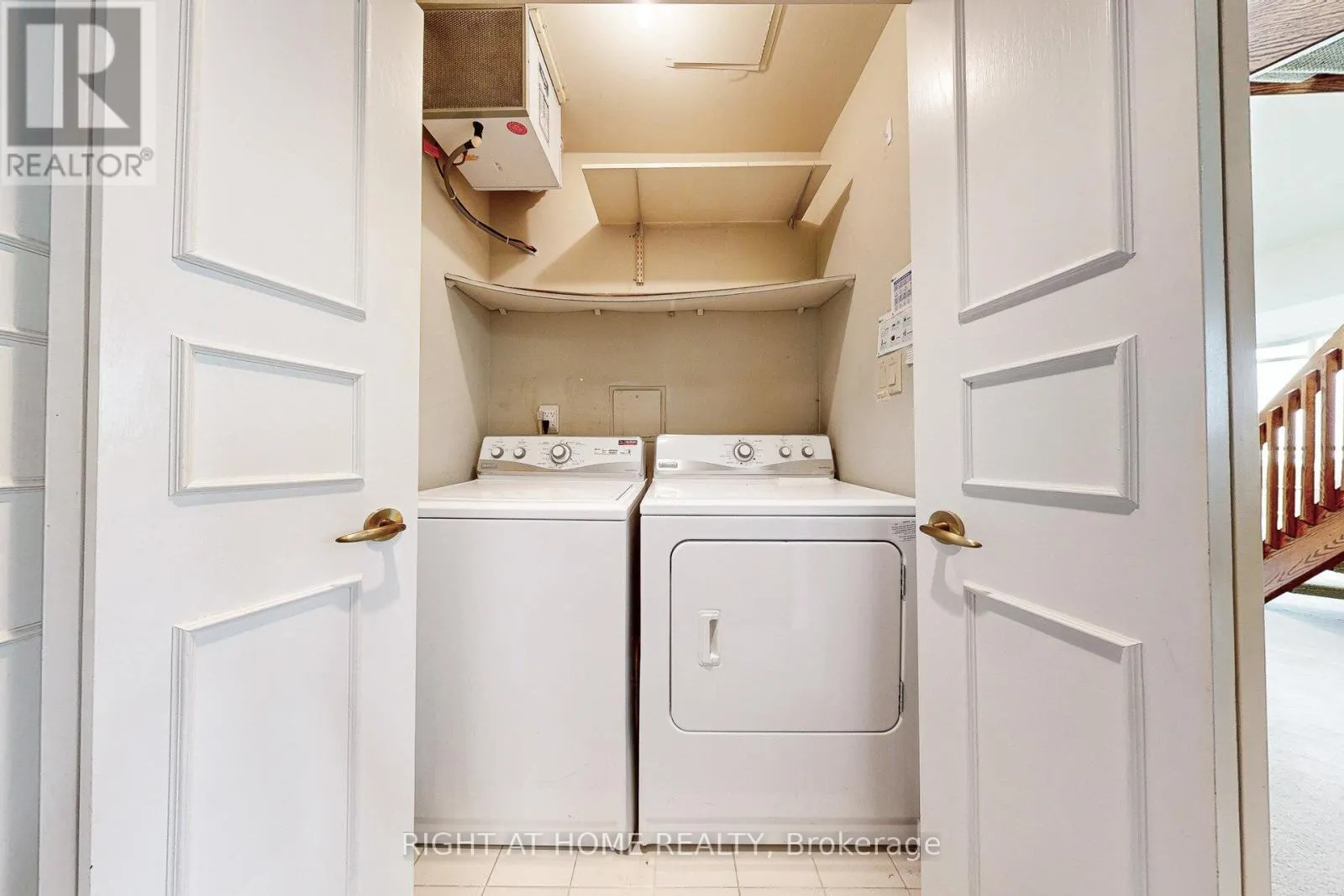 PH1 - 85 SKYMARK DRIVE