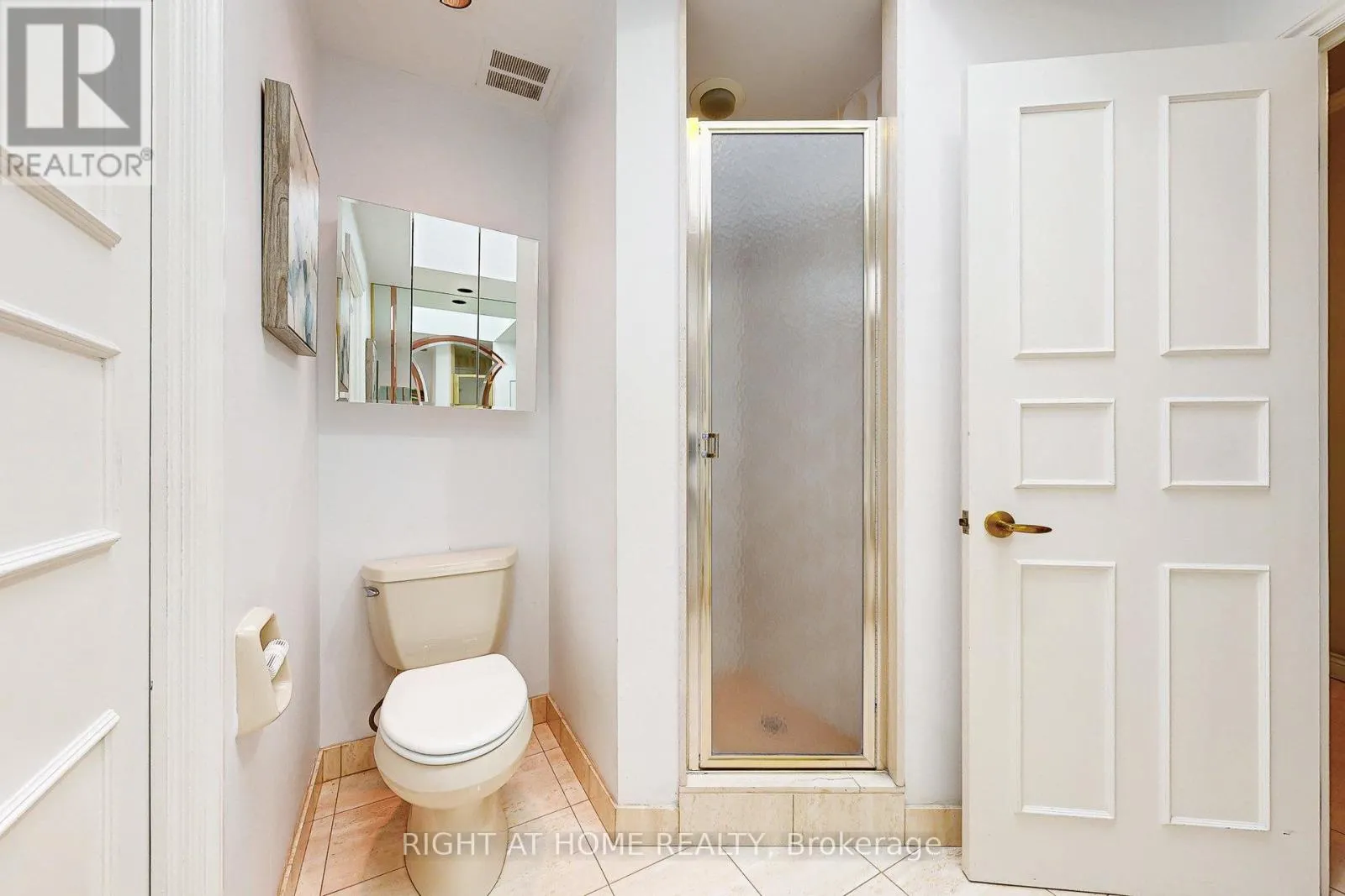 PH1 - 85 SKYMARK DRIVE