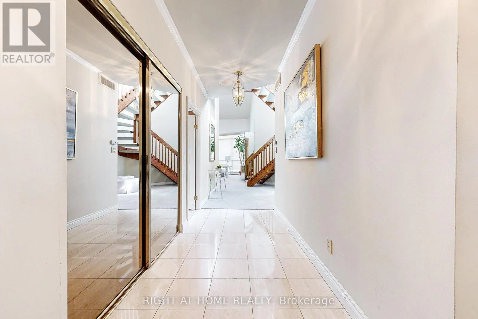 PH1 - 85 SKYMARK DRIVE
