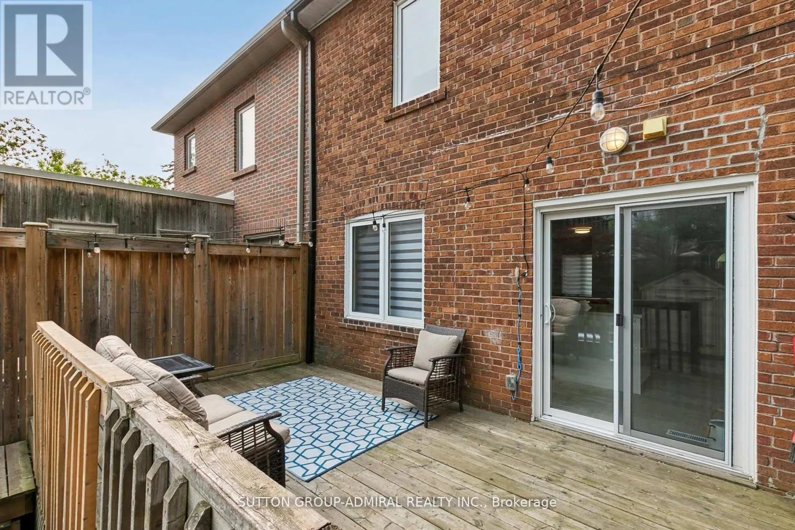 34 ELVINA GARDENS