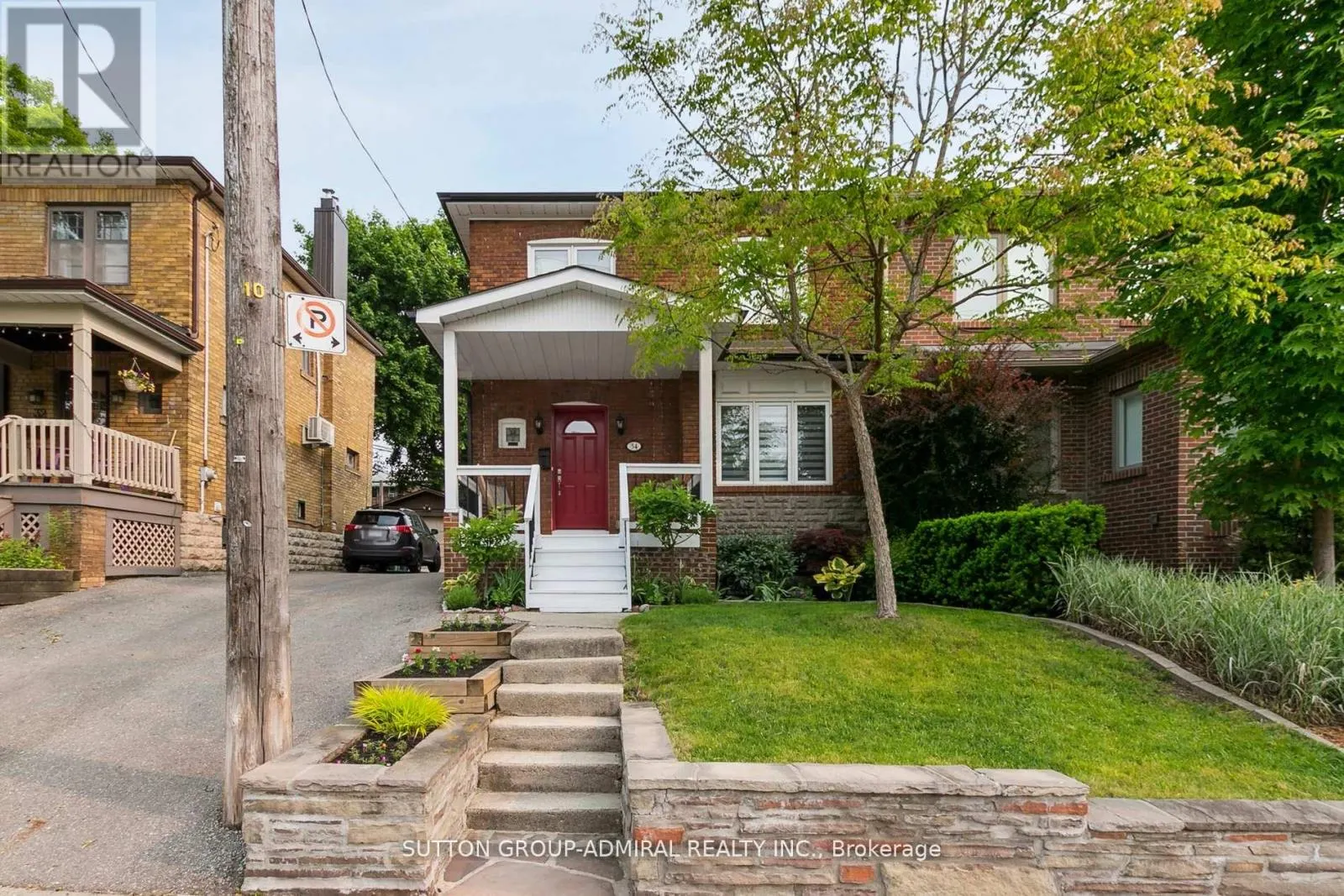 34 ELVINA GARDENS