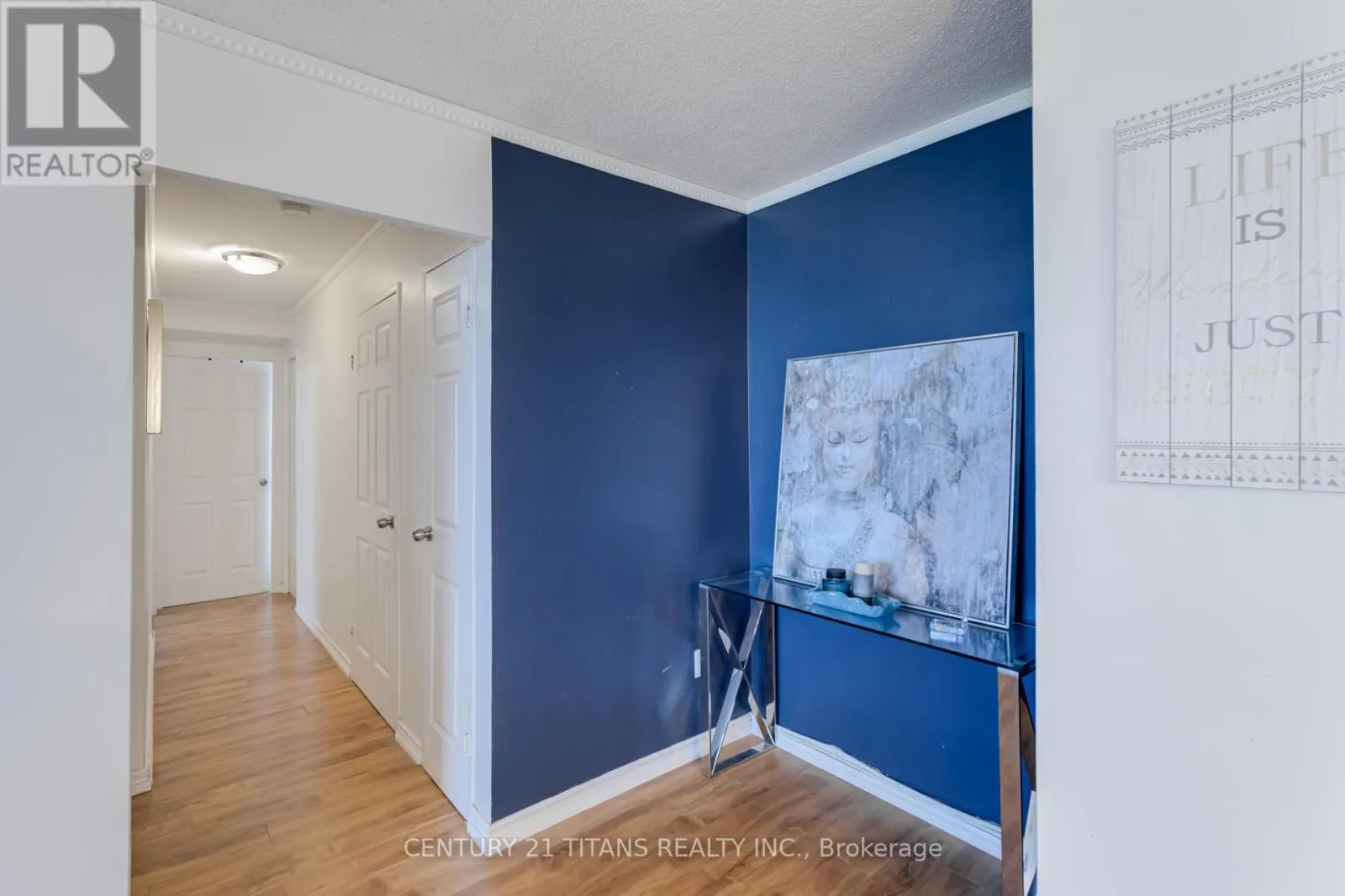 1510 - 5 SHADY GOLFWAY