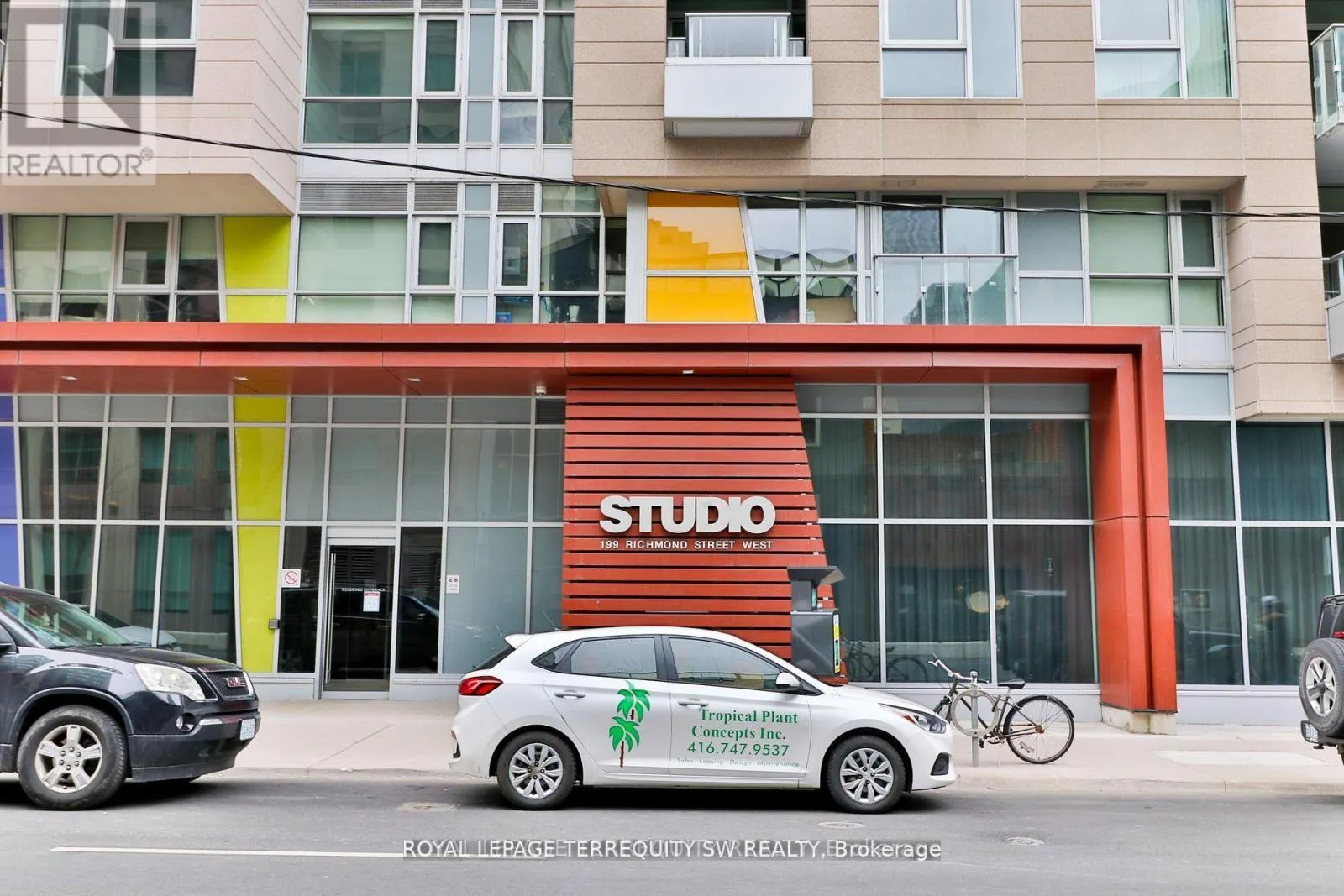 2202 - 199 RICHMOND STREET W