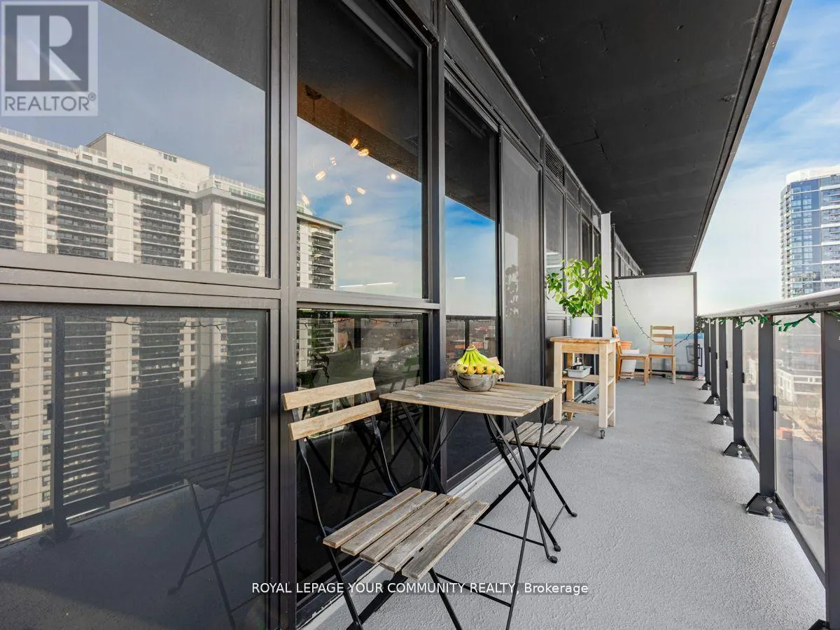 1402 - 101 ERSKINE AVENUE