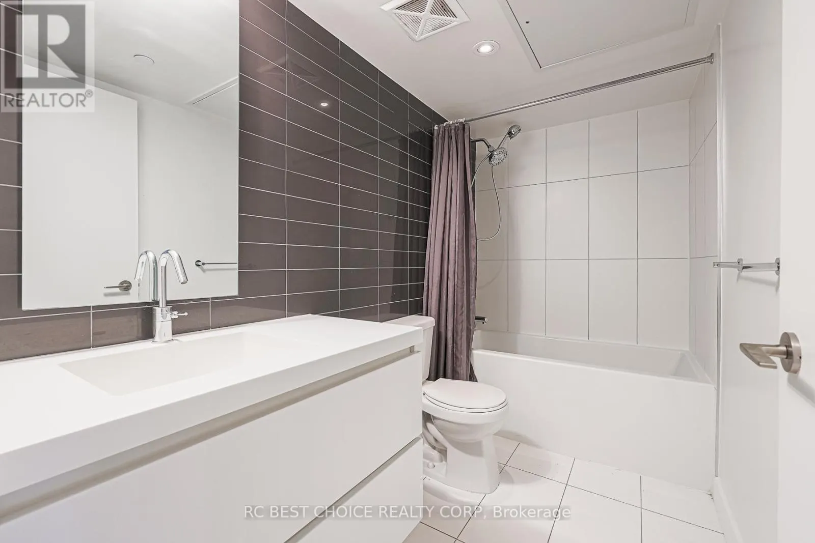 616 - 75 QUEENS WHARF ROAD