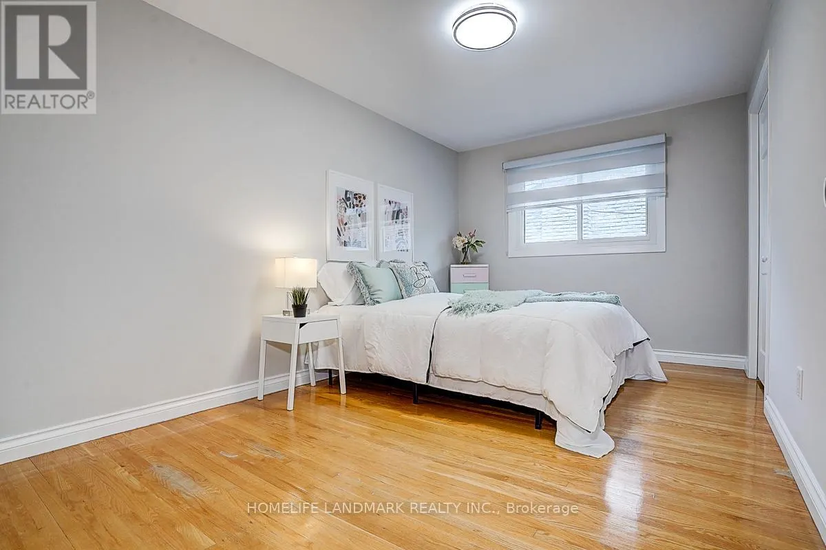 89 WHITEHORN CRESCENT