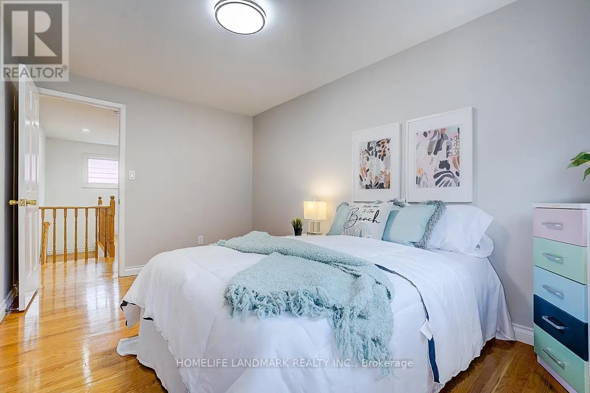 89 WHITEHORN CRESCENT