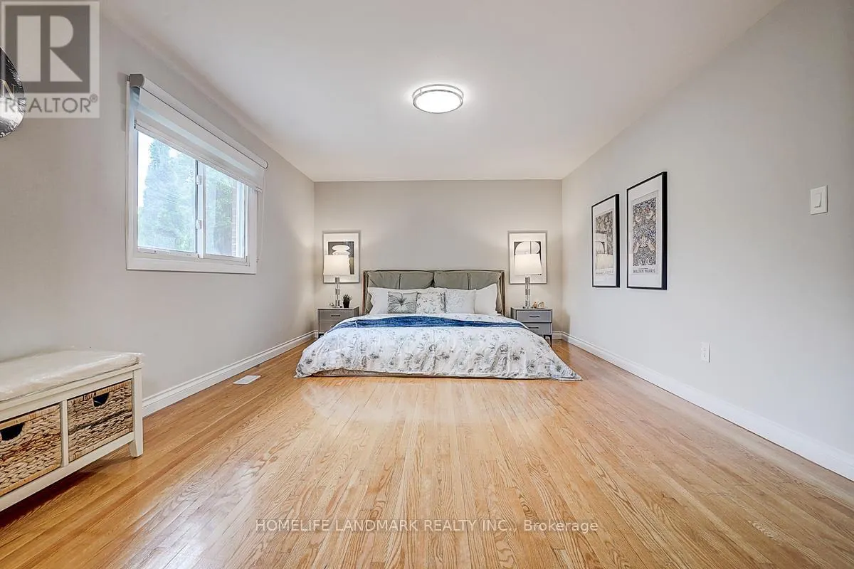 89 WHITEHORN CRESCENT