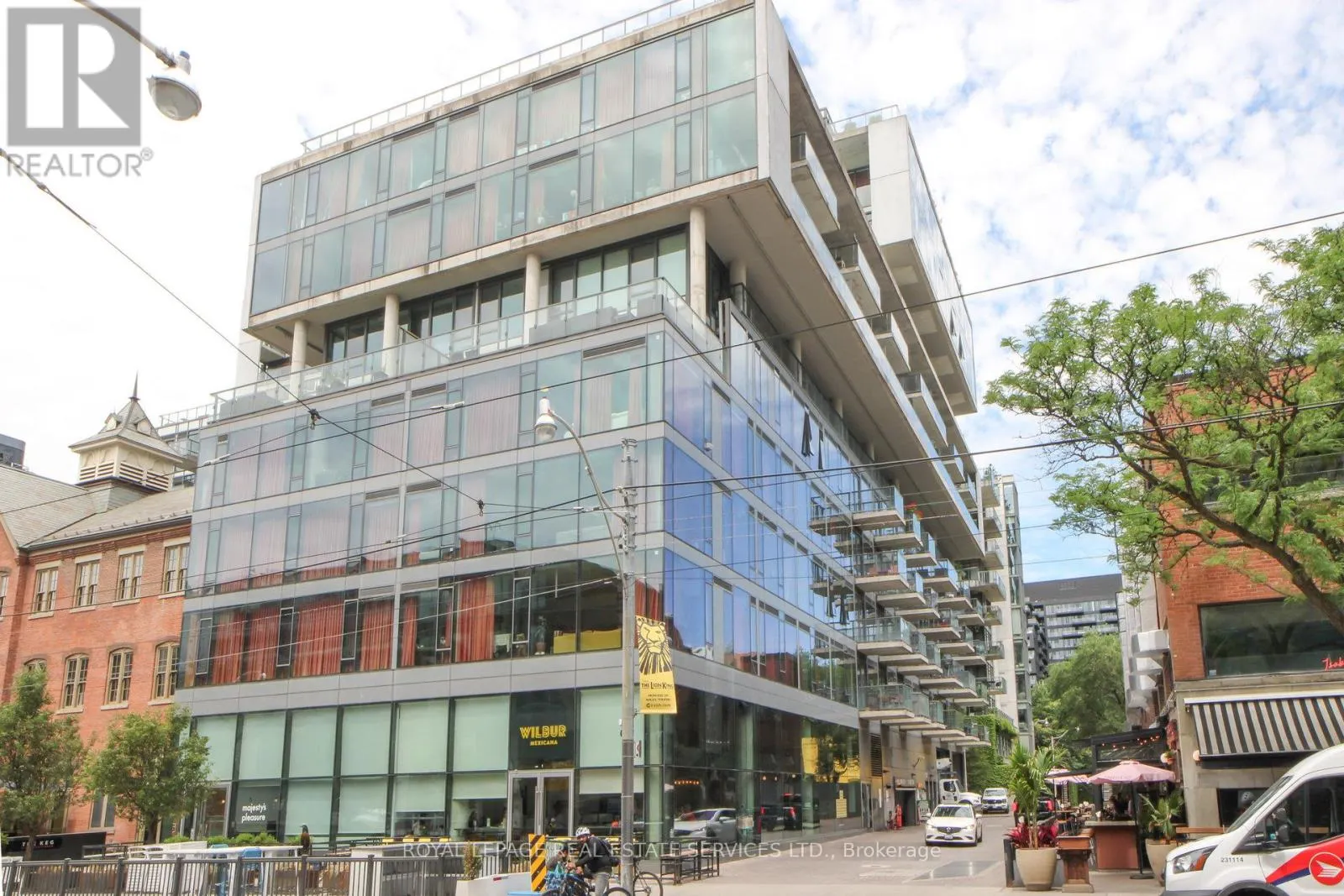 417 - 560 KING STREET W