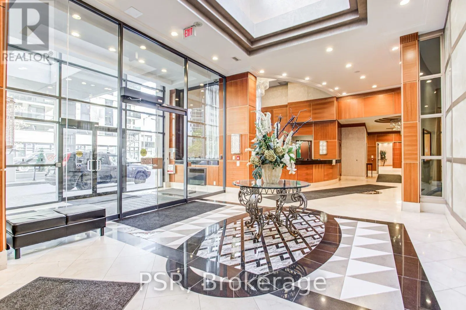 211 - 155 BEECROFT ROAD