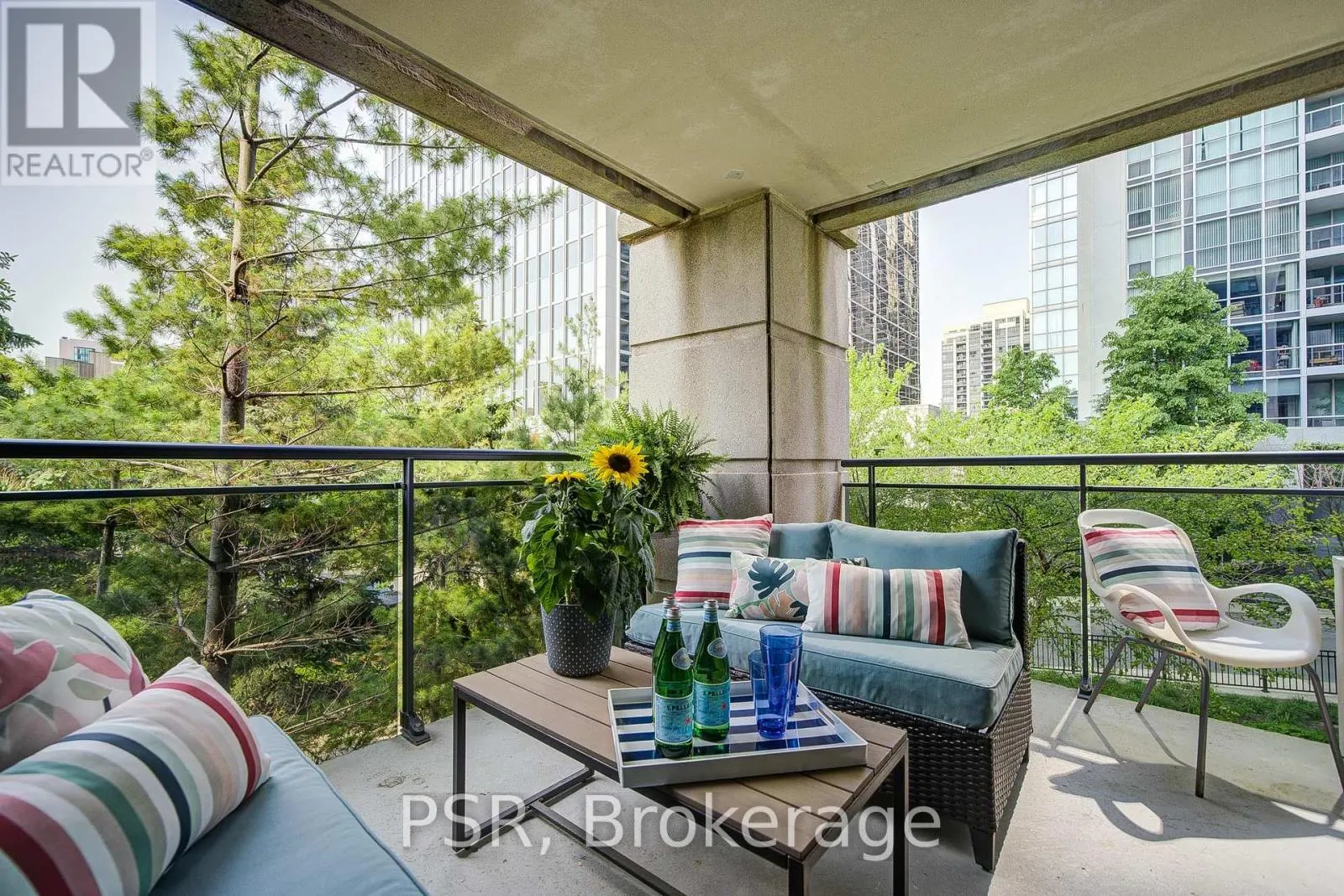 211 - 155 BEECROFT ROAD
