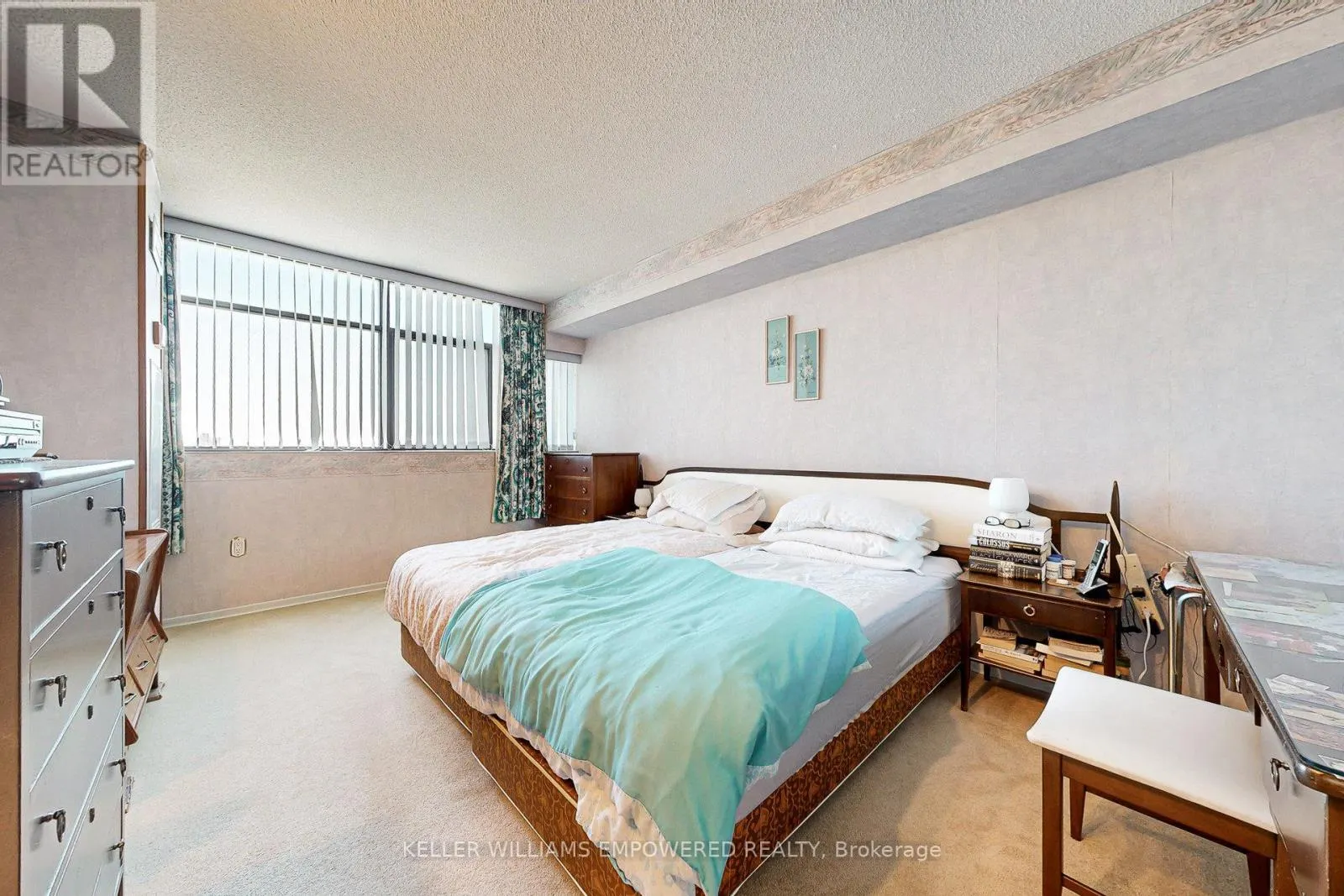 2307 - 100 ANTIBES DRIVE
