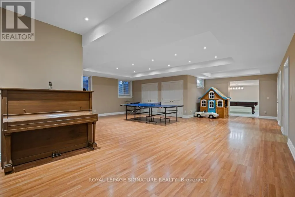 428 GLENGROVE AVENUE