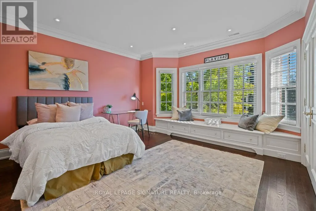 428 GLENGROVE AVENUE