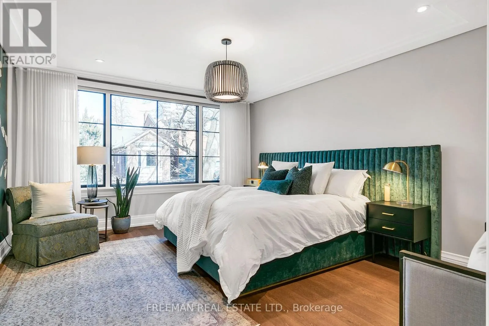 34 TRANBY AVENUE
