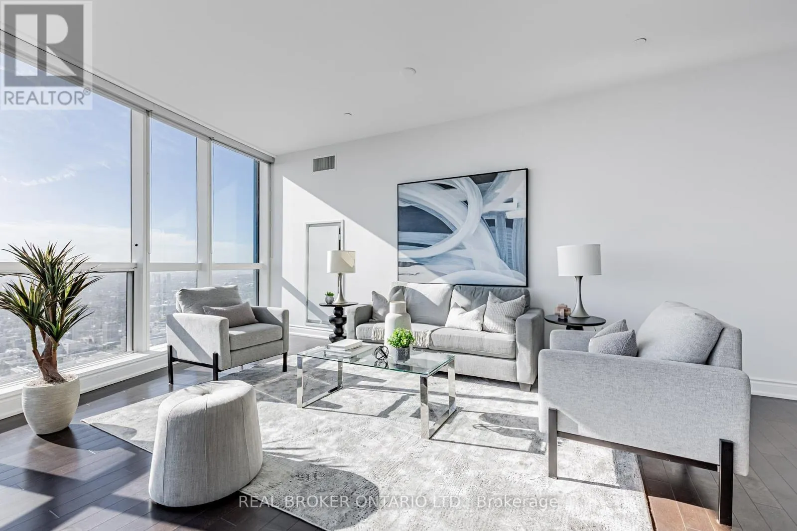 7510 - 388 YONGE STREET