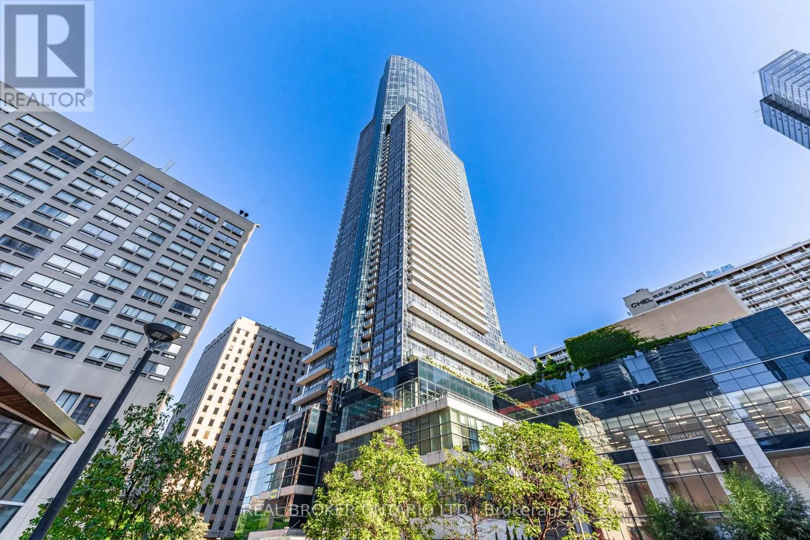 7510 - 388 YONGE STREET