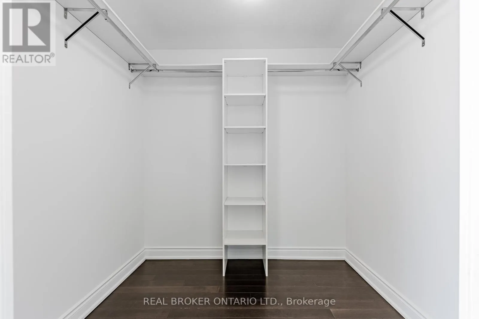 7510 - 388 YONGE STREET