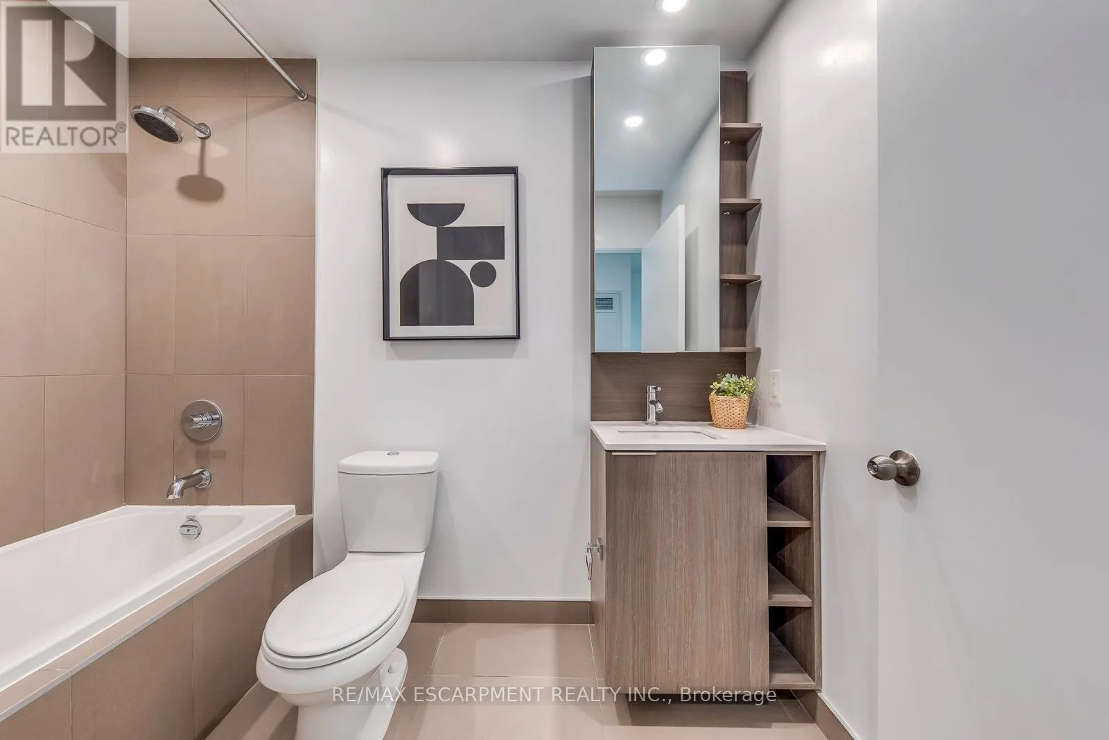 1304 - 55 REGENT PARK BOULEVARD