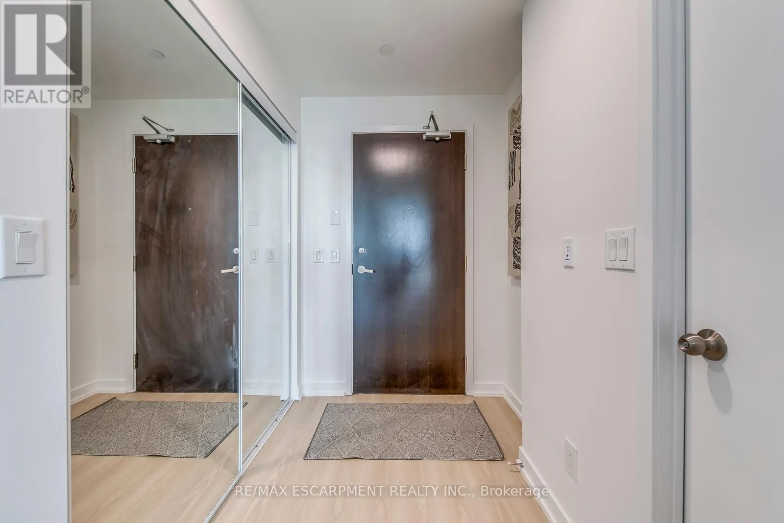 1304 - 55 REGENT PARK BOULEVARD