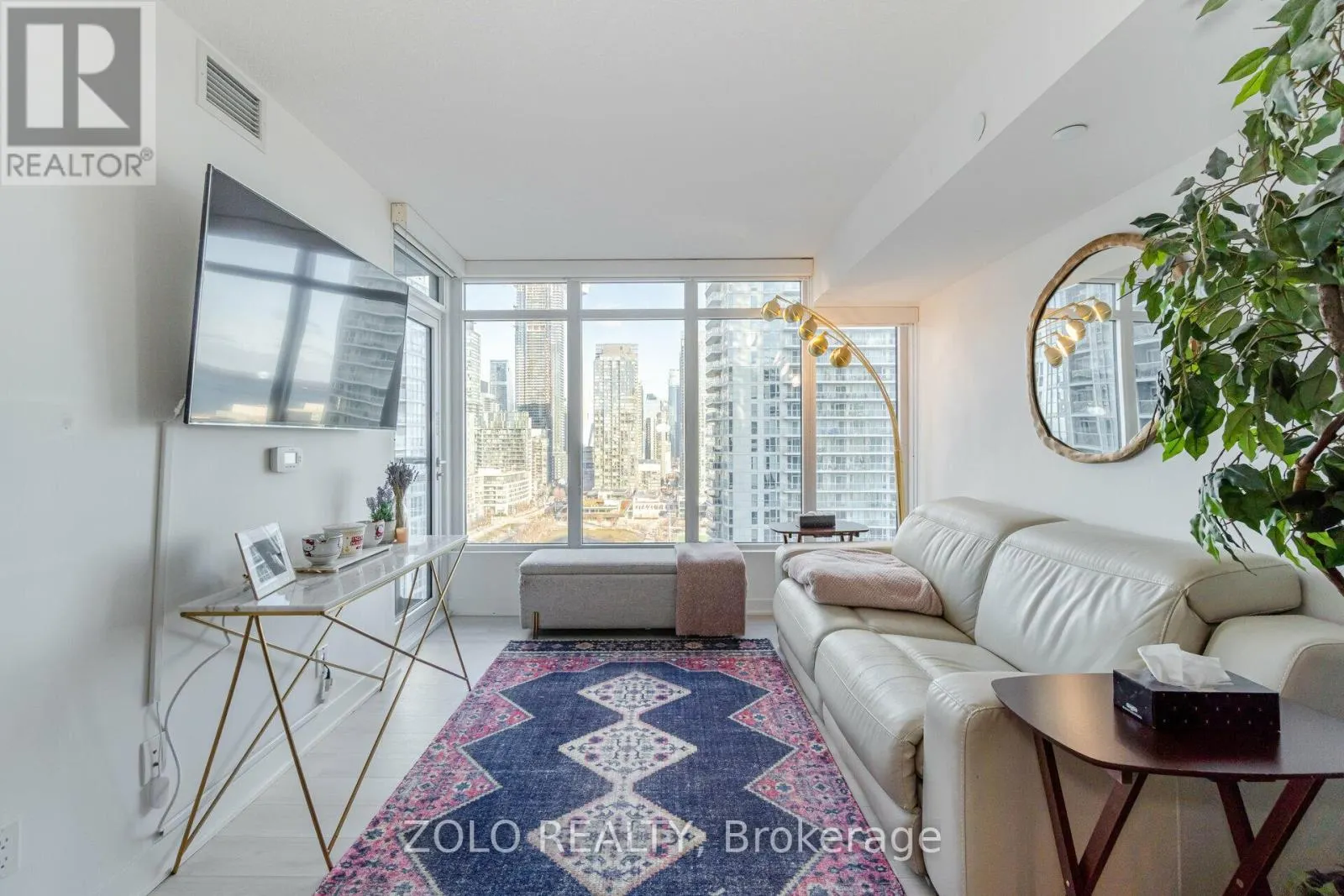 2111 - 70 QUEENS WHARF ROAD