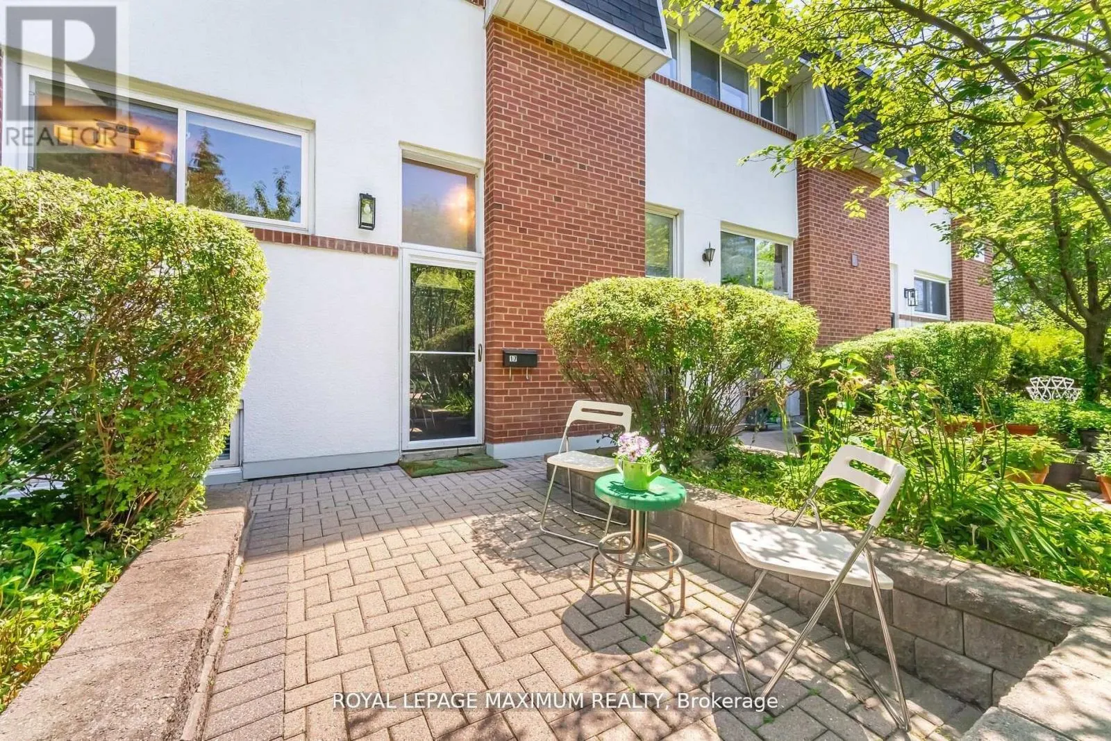 17 - 90 GEORGE HENRY BOULEVARD