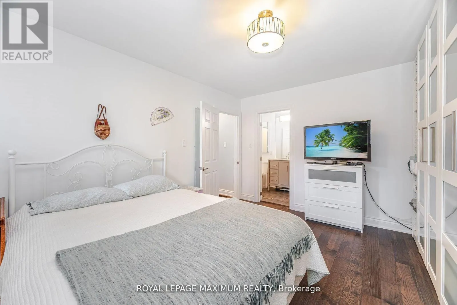 17 - 90 GEORGE HENRY BOULEVARD